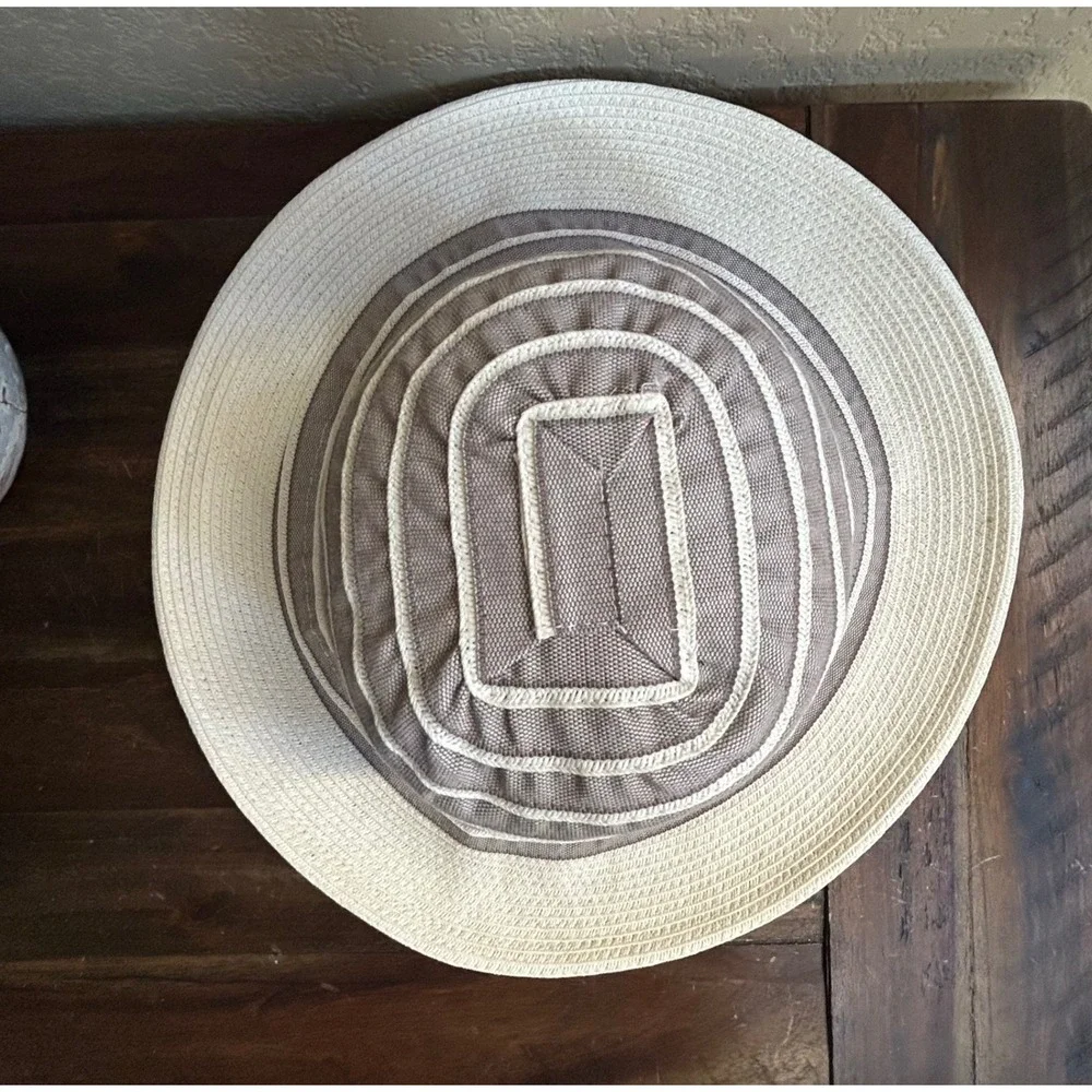 Canadian Hat Womens Packable Wide Brim Sun Hat Taupe Ivory Striped Travel M - Picture 5 of 15